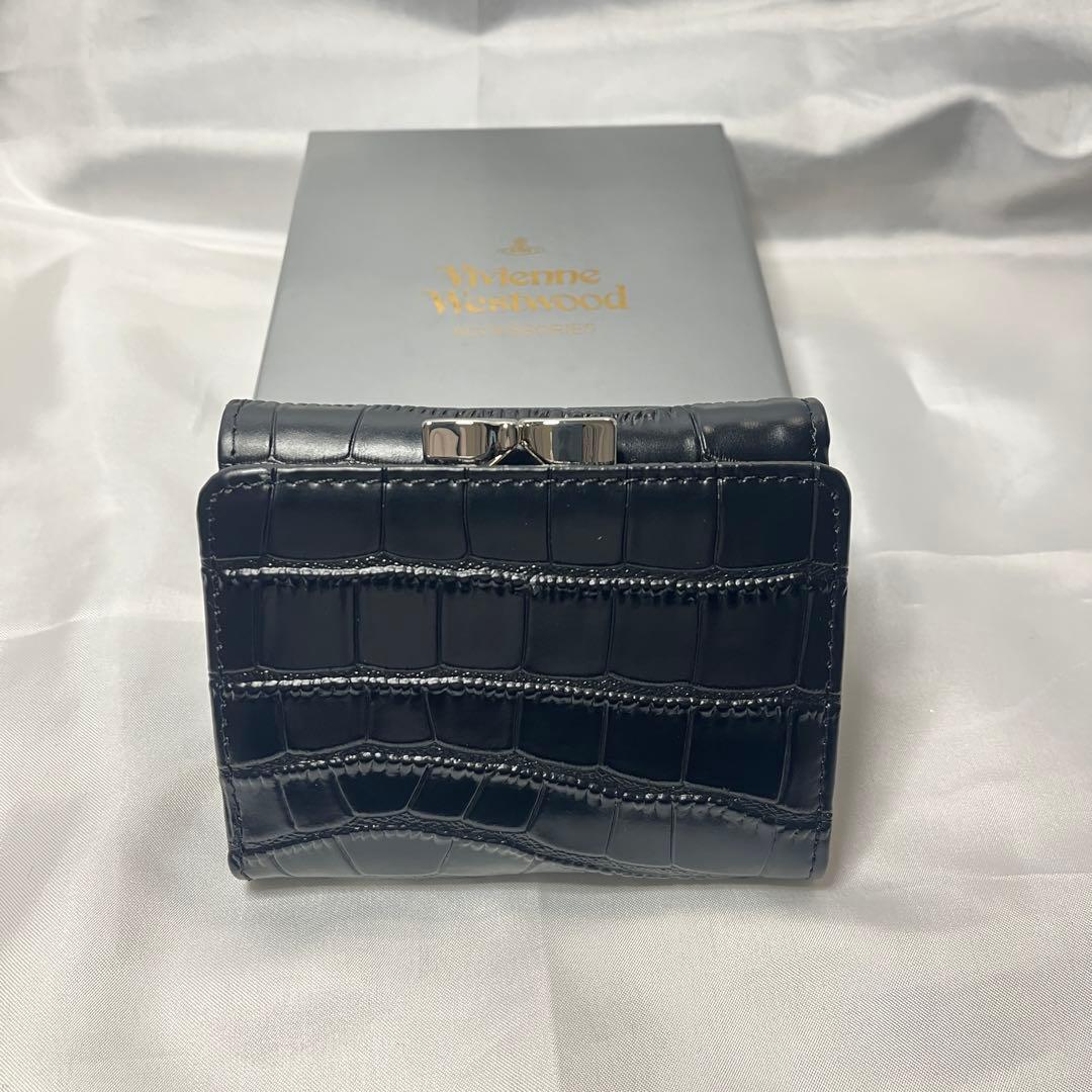 新品 Vivienne Westwood ブラック クロコダイル柄 三つ折り財布