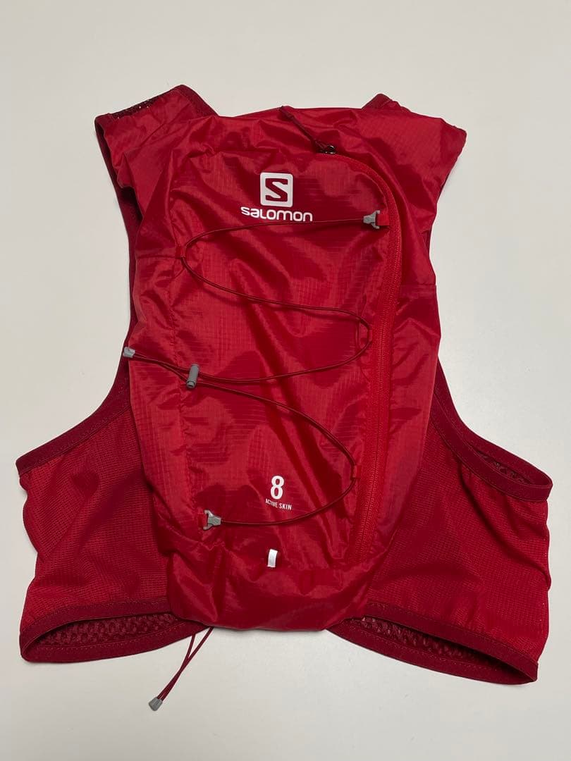 Salomon バックパック　active skin 8