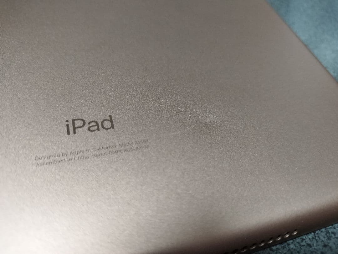 iPad 第7世代 WiFiモデル 32GB