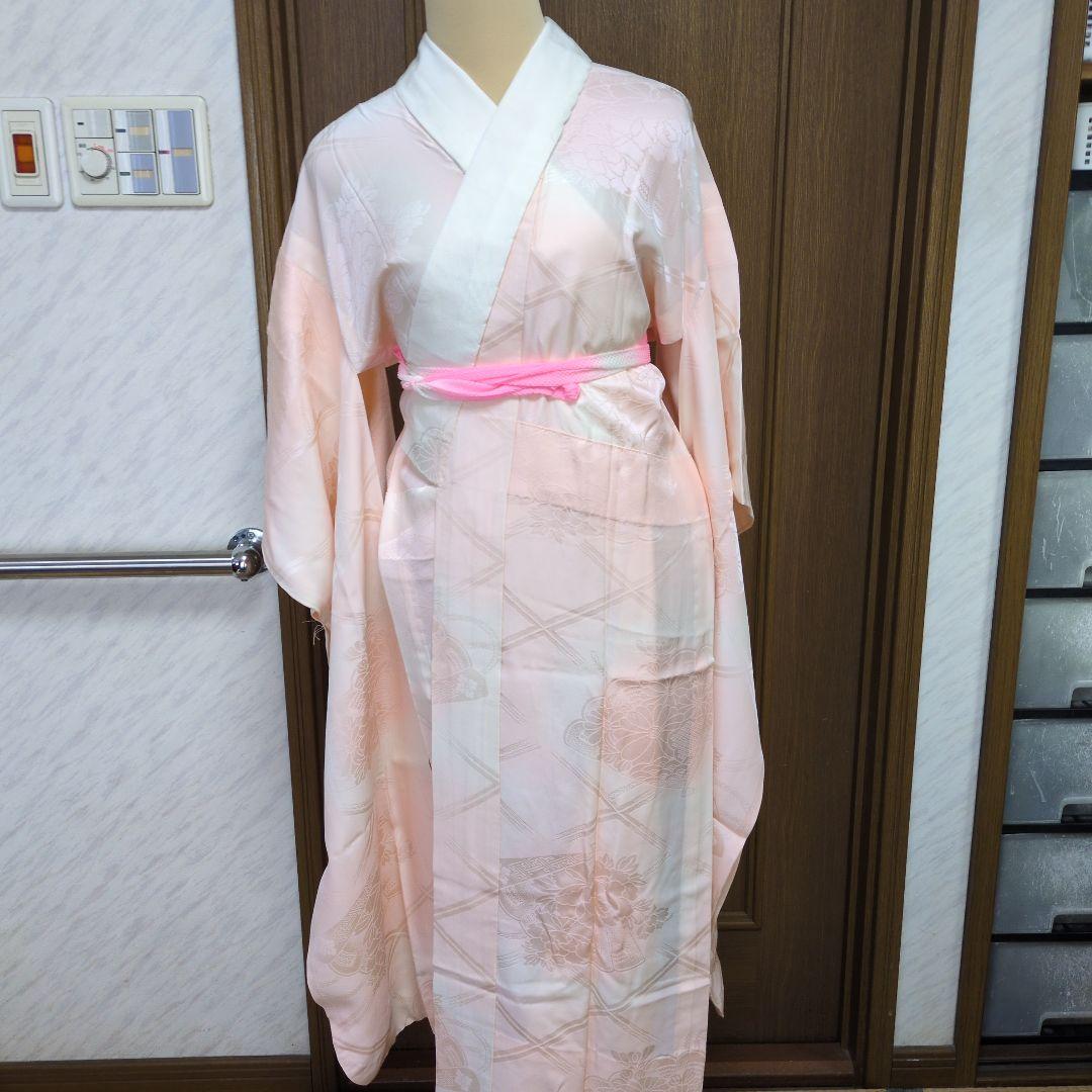 ✨50% OFF✨振袖 ピンク系 花柄 金色の帯長襦袢の3点セット