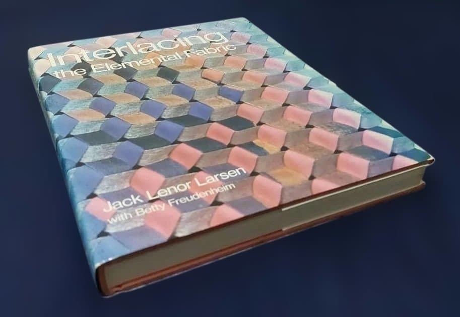 洋書 Interlacing the Elemental Fabric