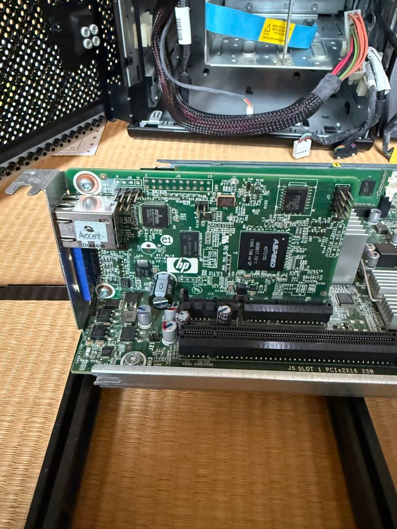 【中古】HP ProLiant MicroServer N54L