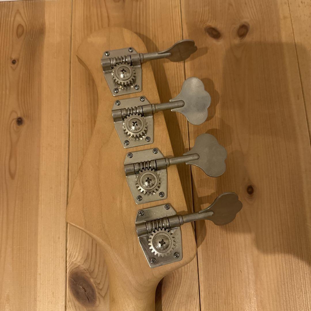 Bacchus Universe Series Jazz Bass 黒　旧ロゴ