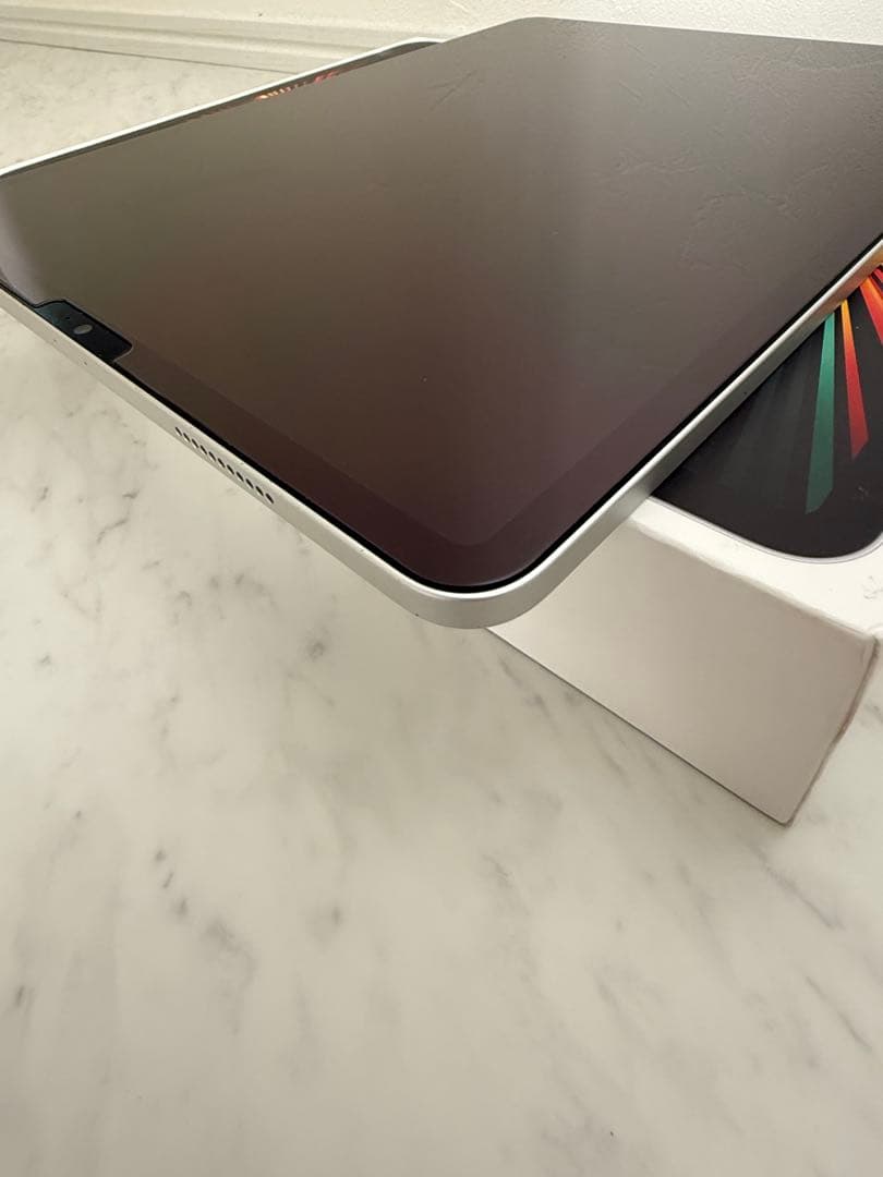 Apple iPad Pro 12.9インチ　第五世代　128GB WiFi