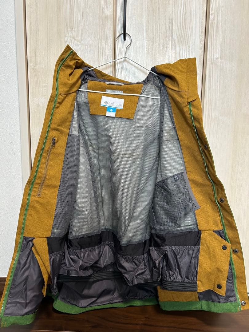 Columbia スノーボードジャケット Mサイズ