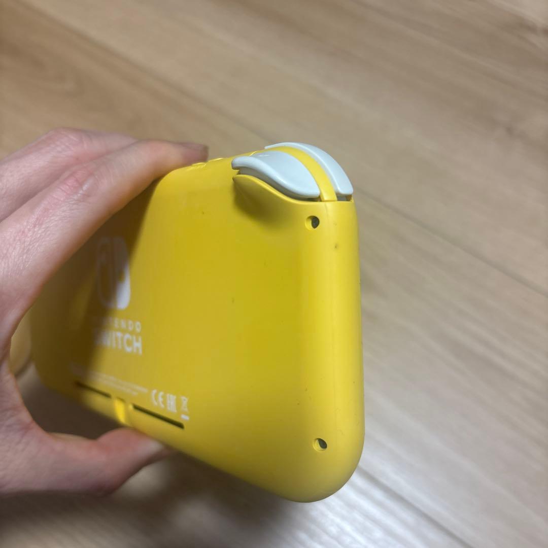 箱付き　Nintendo Switch Lite イエロー 本体