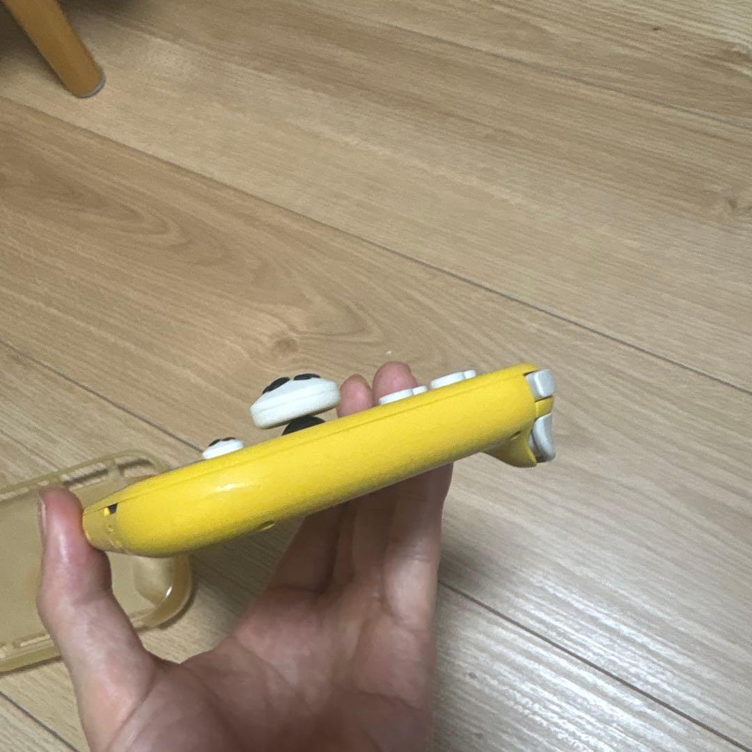 箱付き　Nintendo Switch Lite イエロー 本体