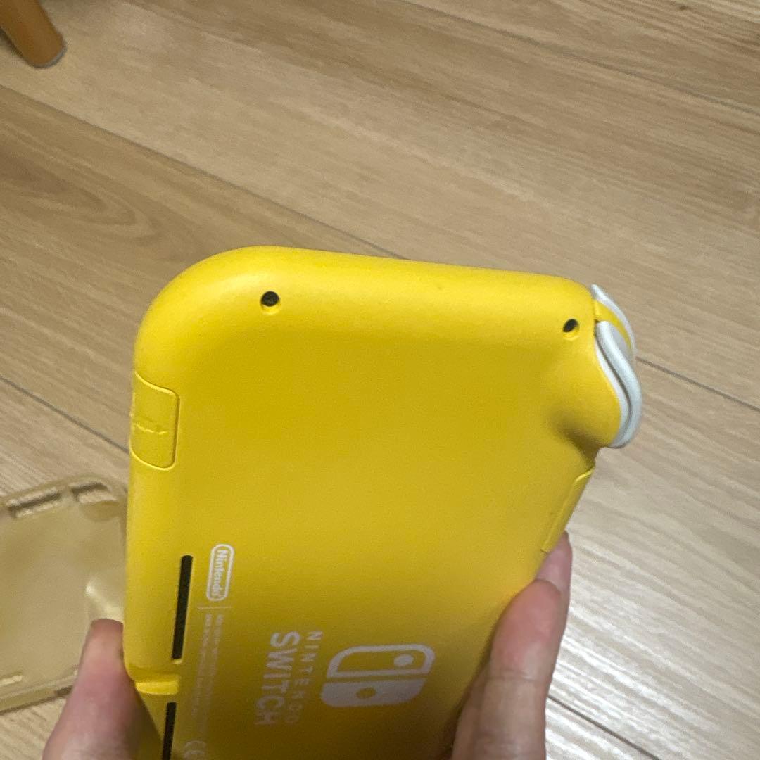 箱付き　Nintendo Switch Lite イエロー 本体