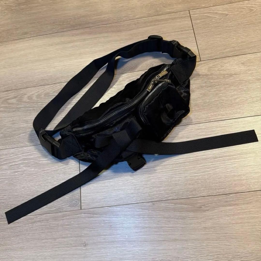 エピヌ é ribbon satin 2way body bag