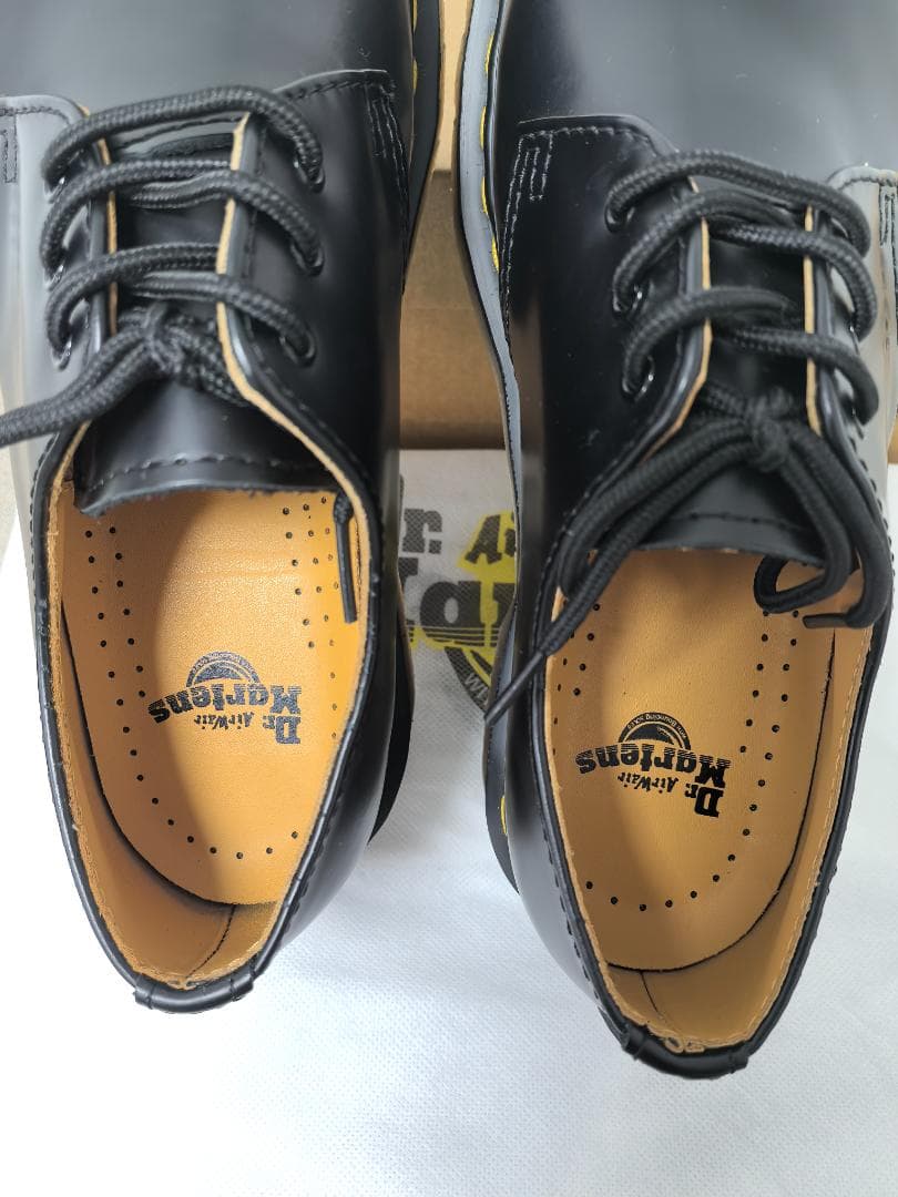 美品Dr.Martens 1461黒3ホール シューズ 精巧 おしゃれ 履き心地