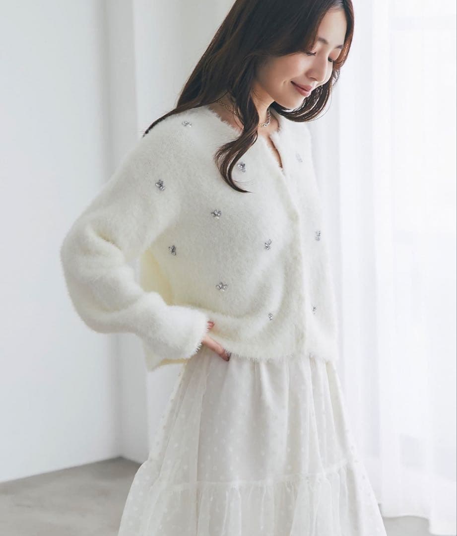 完売品！フェザーヤーンビジュー　刺繍ジャケット　ラブティックボンボン