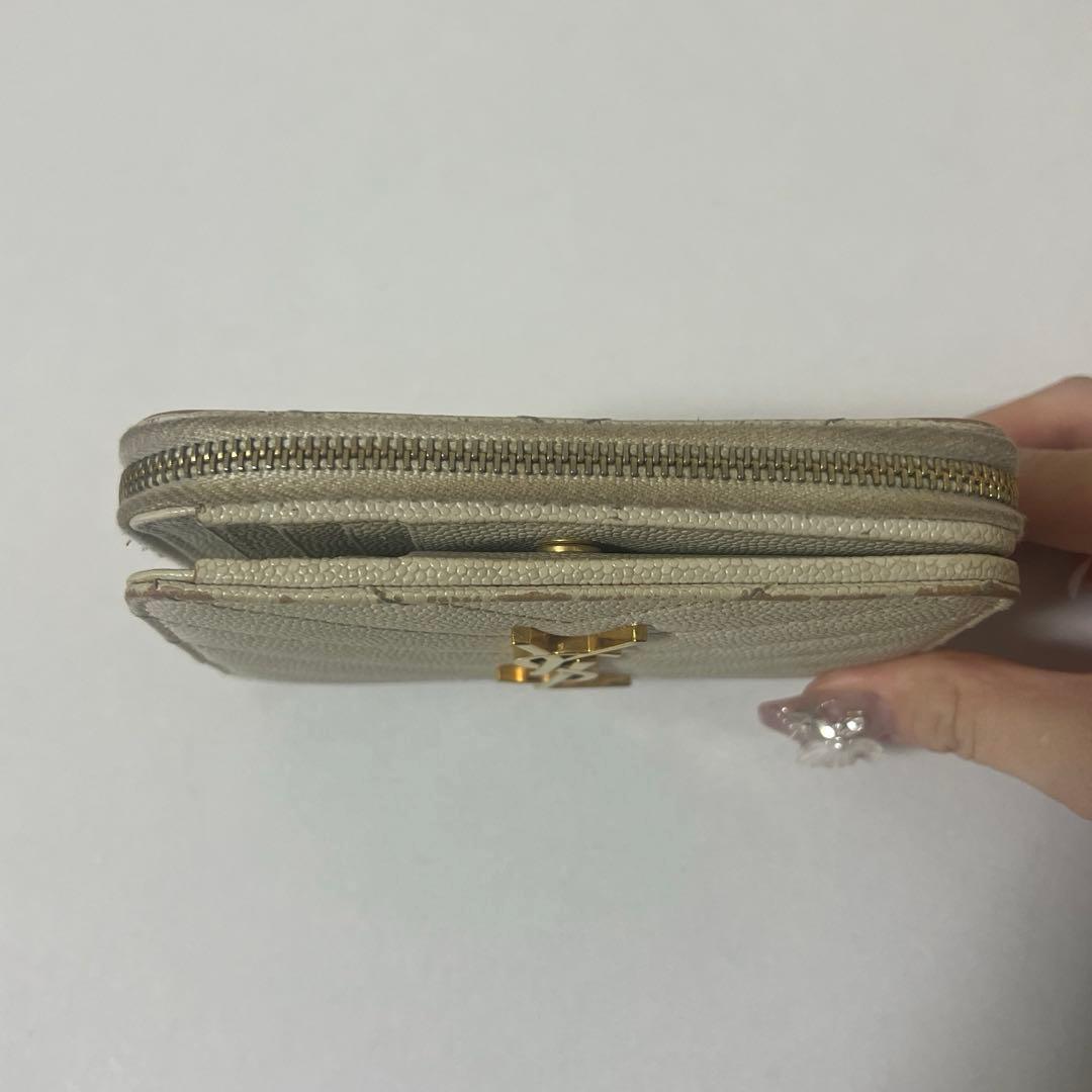 YSL ベージュ キルティング 二つ折り財布