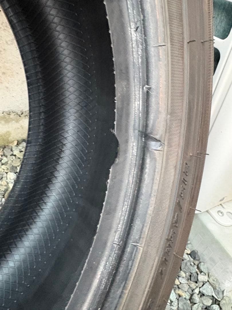 ②グッドイヤー　2024年製　215/45R17 91w 2本　送料込