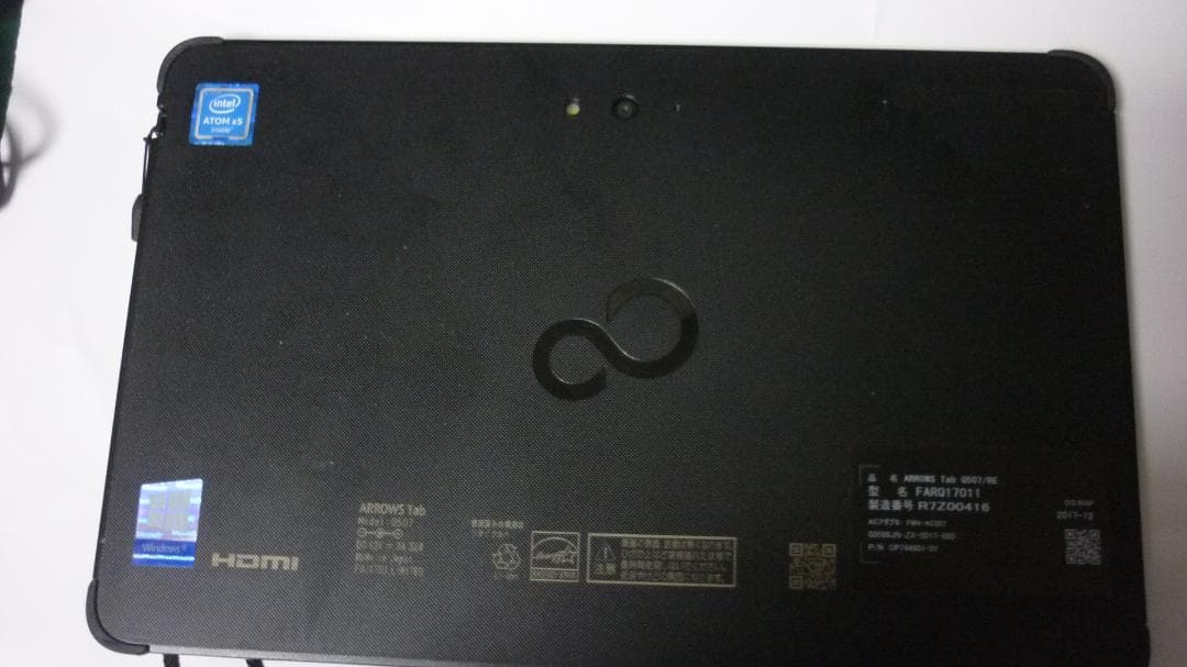 FUJITSU ARROWS windows11タブレットQ507/RE