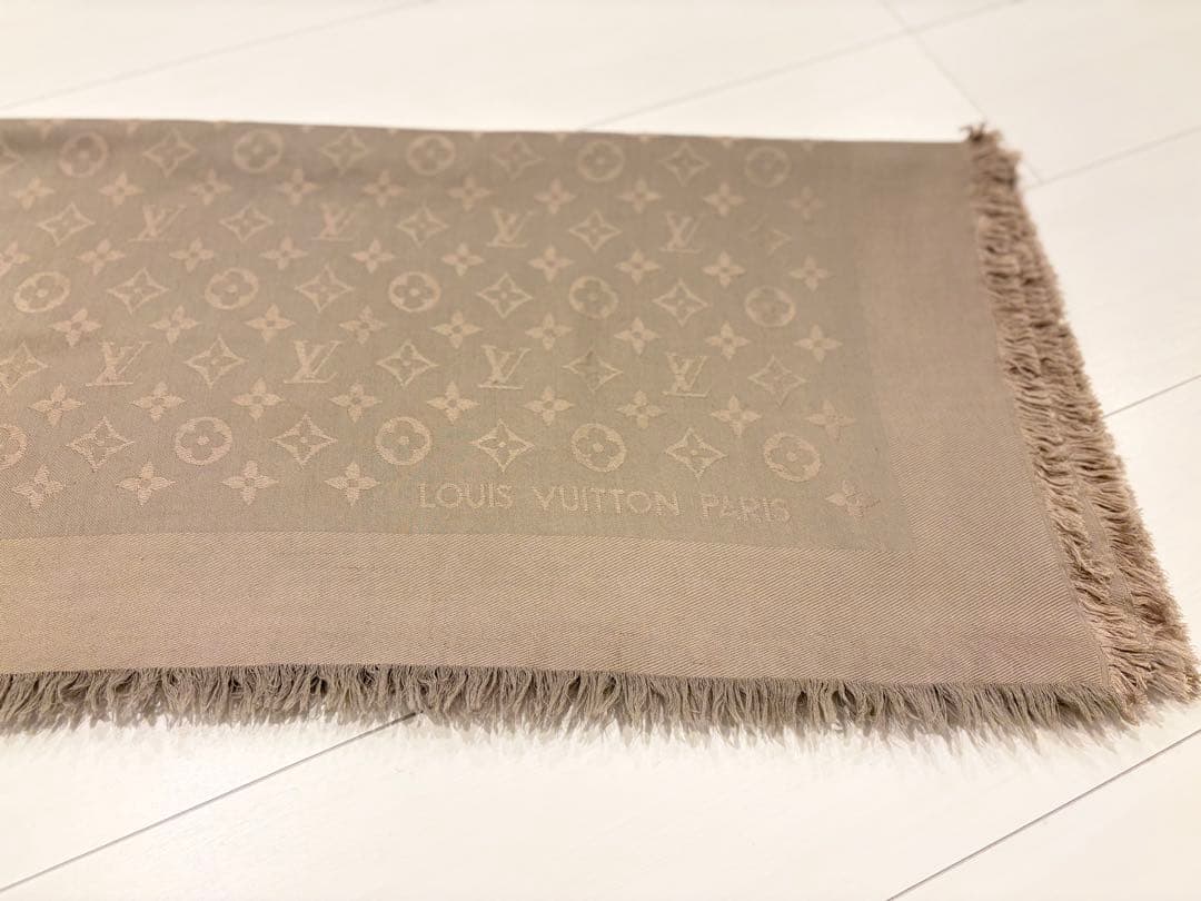 LOUIS VUITTON ルイヴィトン　モノグラム　ストール　ショール