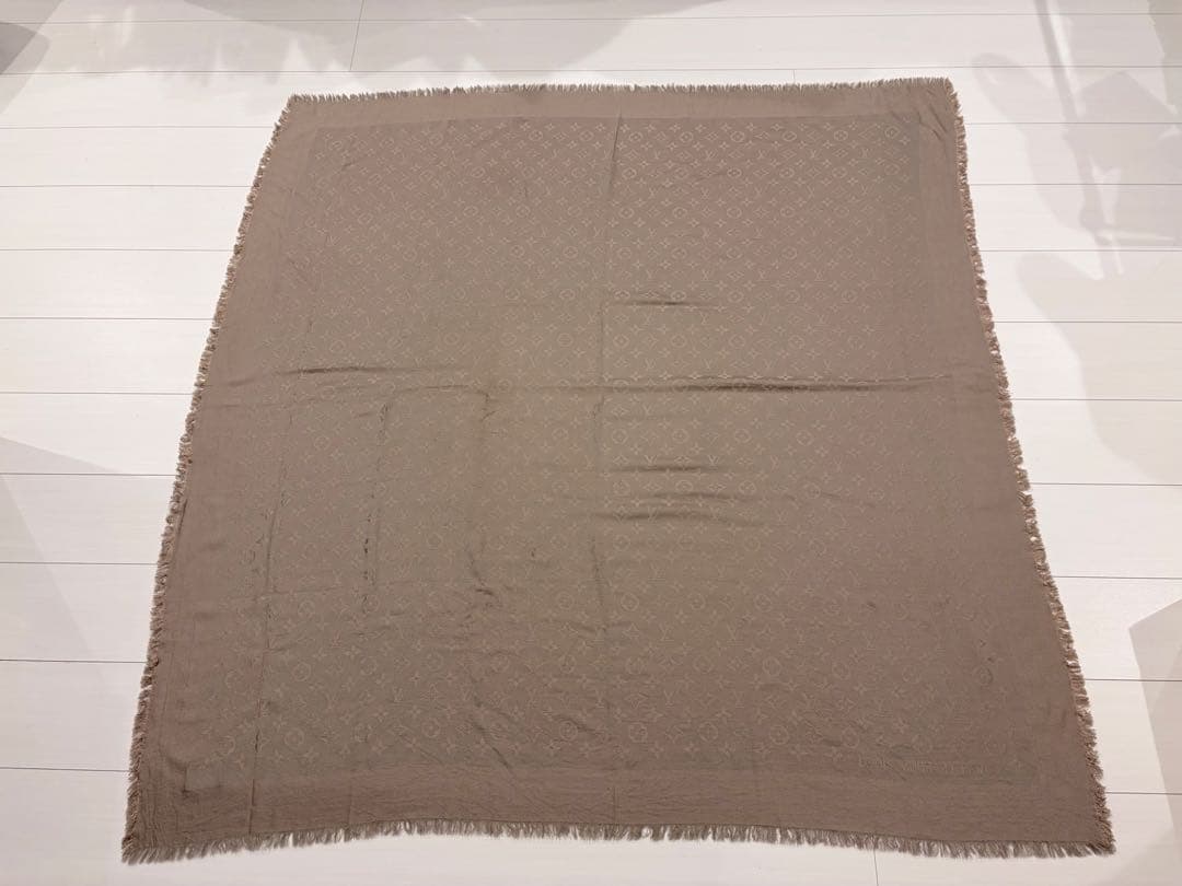 LOUIS VUITTON ルイヴィトン　モノグラム　ストール　ショール