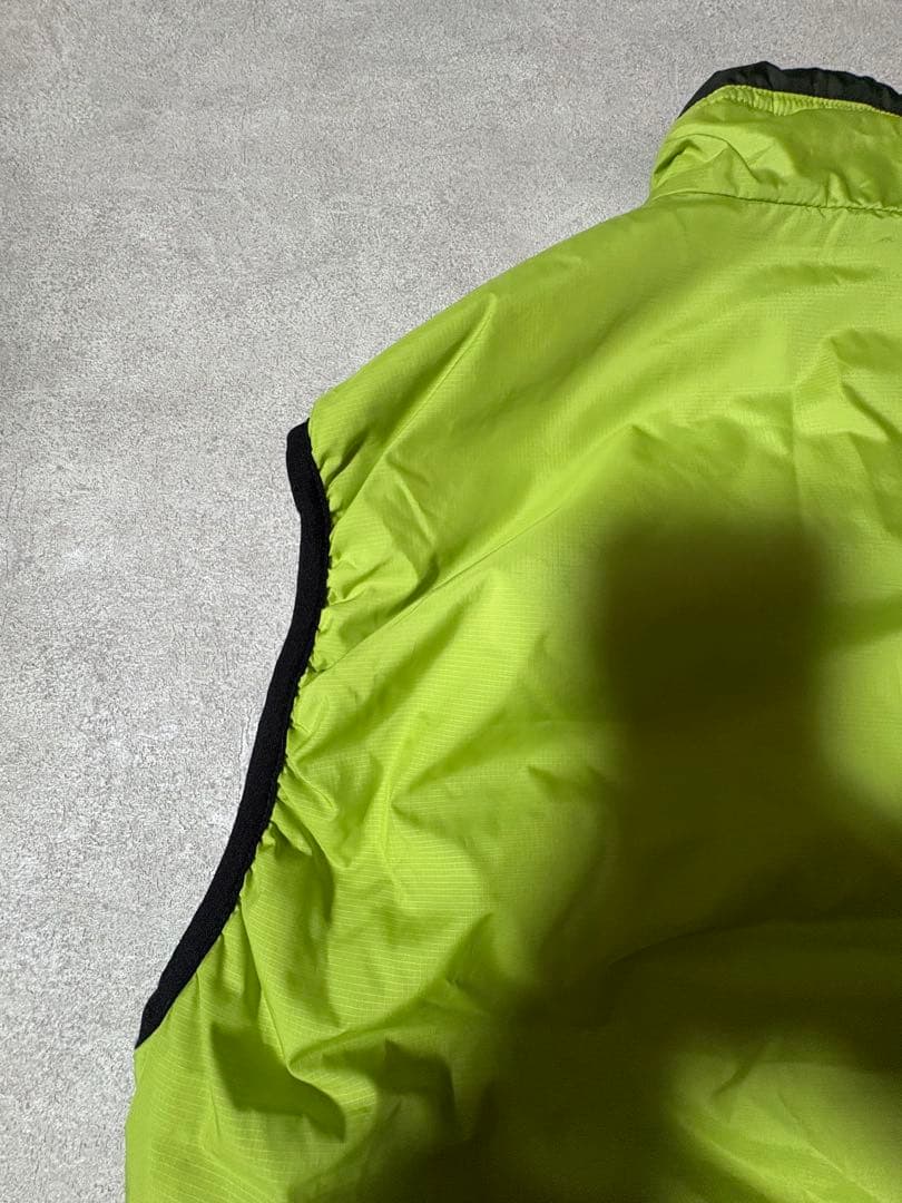 美品 patagonia パフボール ベスト アシッドグリーン