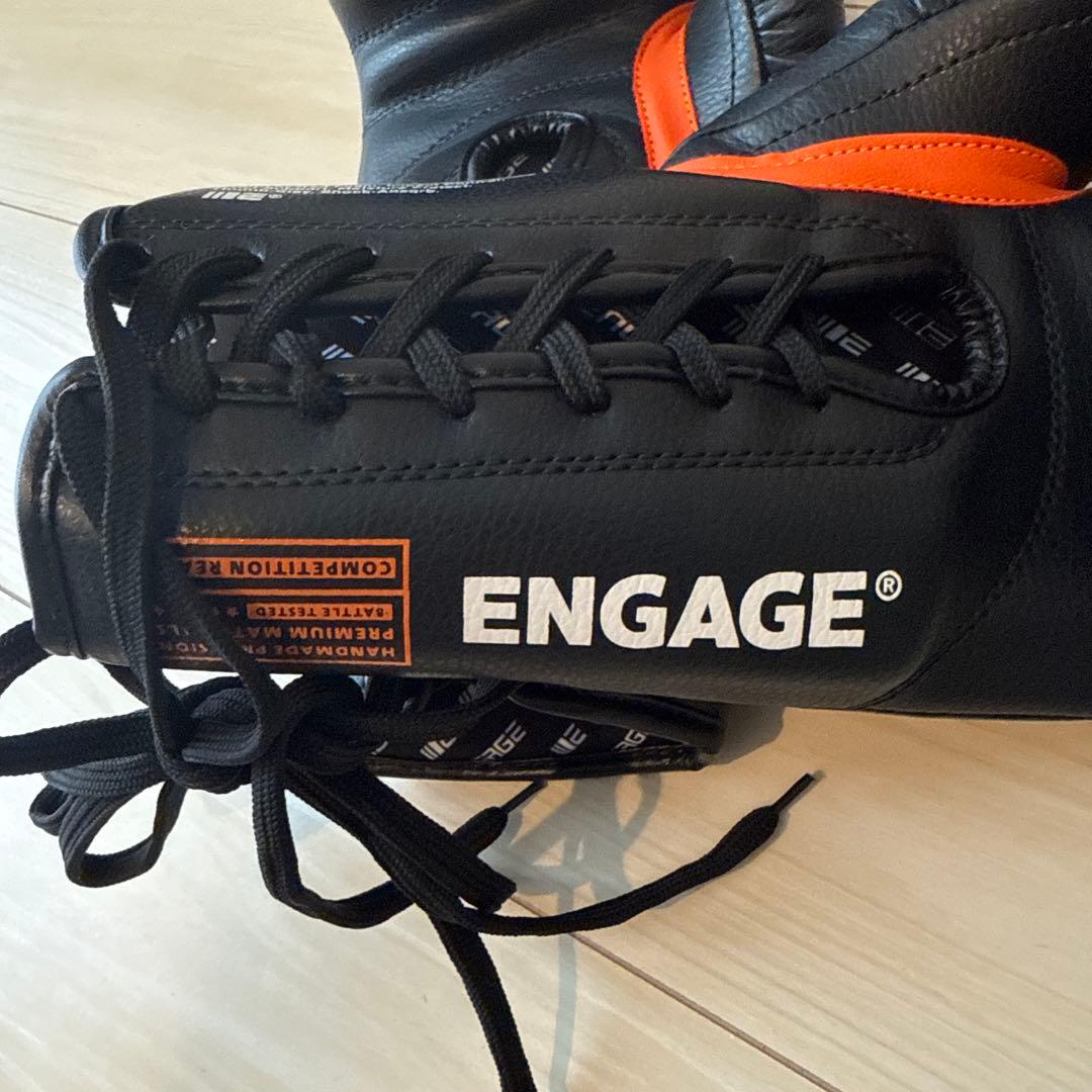 【最終値下げ】ENGAGE 8オンス プレミアムボクシンググローブ