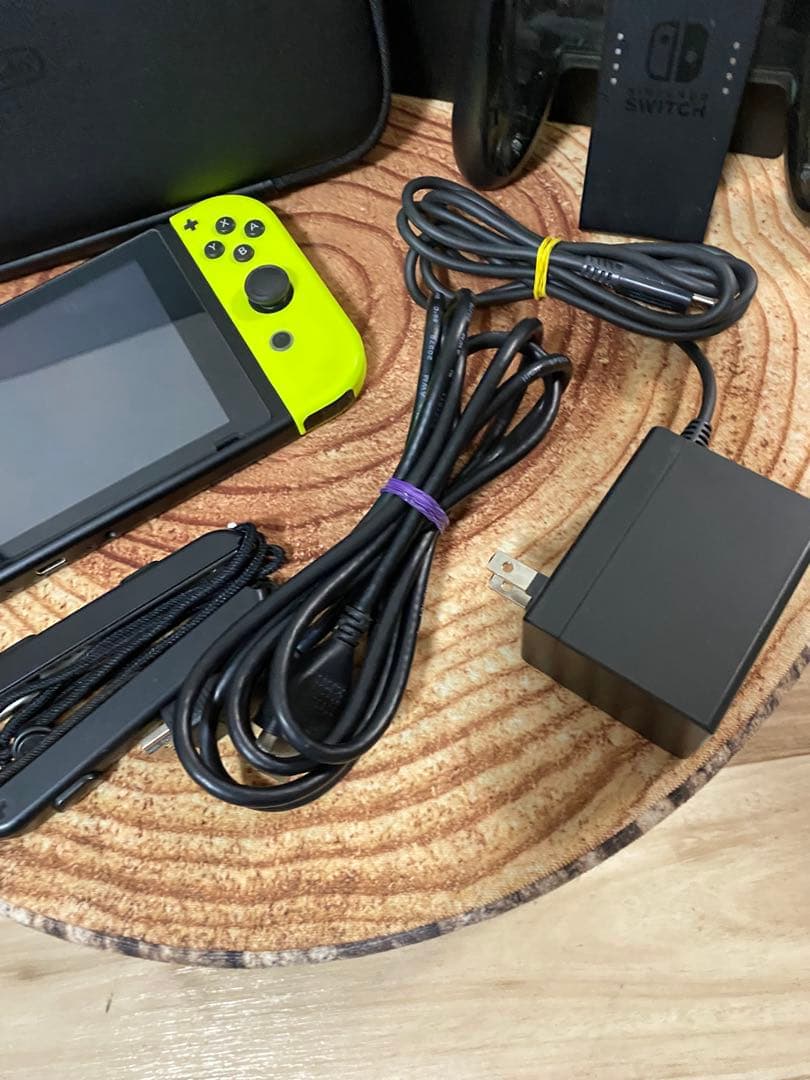 Nintendo Switch ニンテンドースイッチ本体BLU/YEL 箱無し①