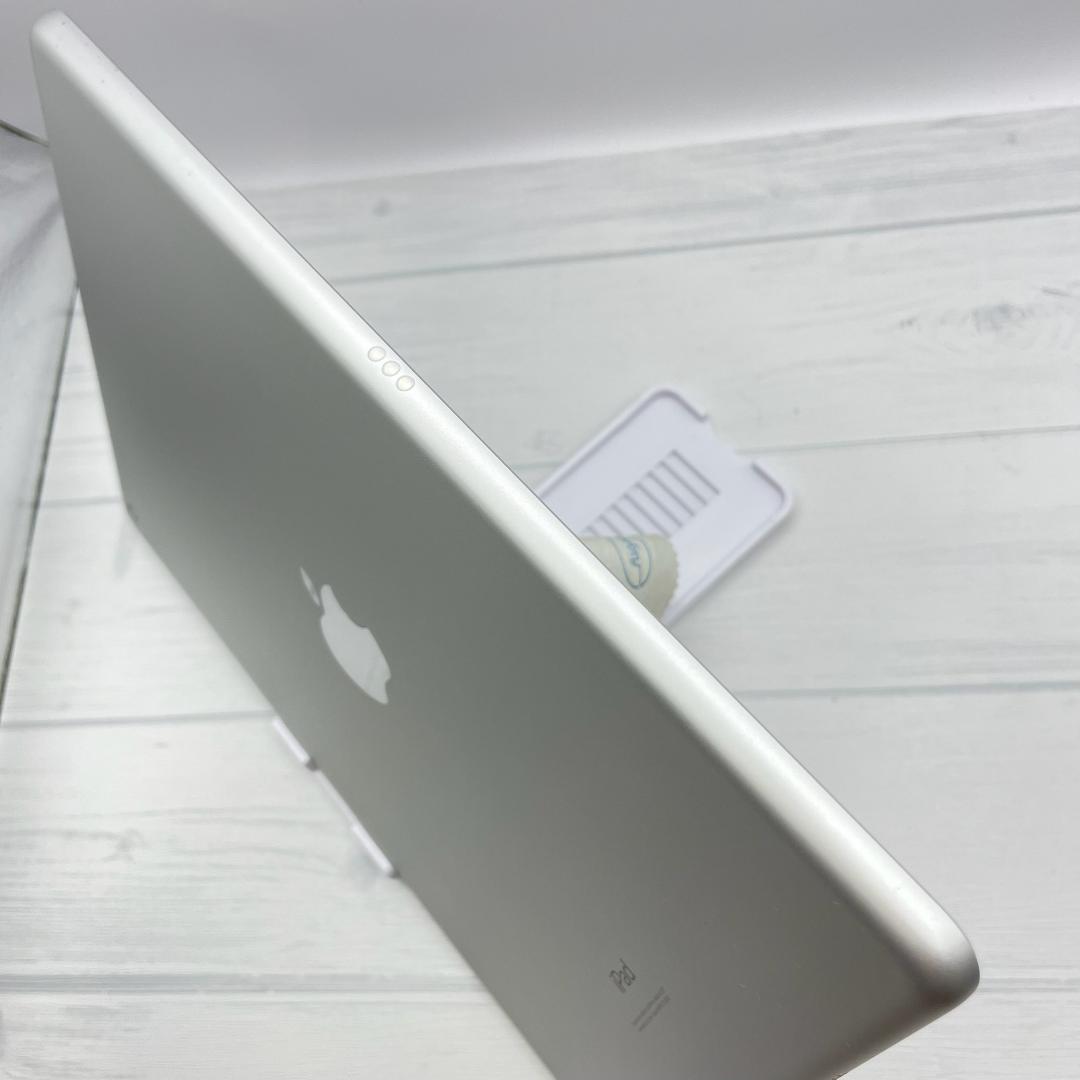 【美品】BT94％ iPad 第8世代 キーボードケース＋ペンシルセット