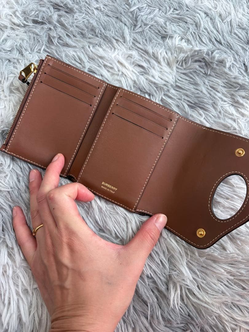 BURBERRY 三つ折り コンパクトウォレット 財布