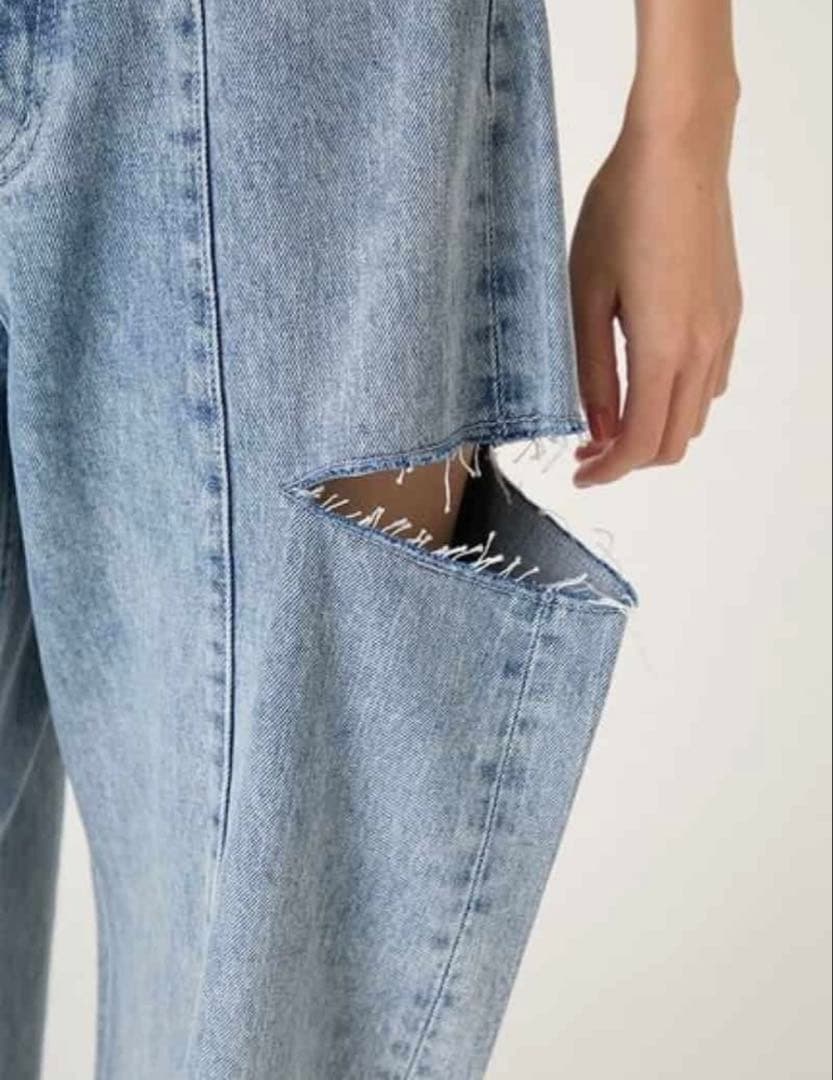 M*i様 FRAY I.D フレイ アイディーカットアウトバレルデニムパンツ