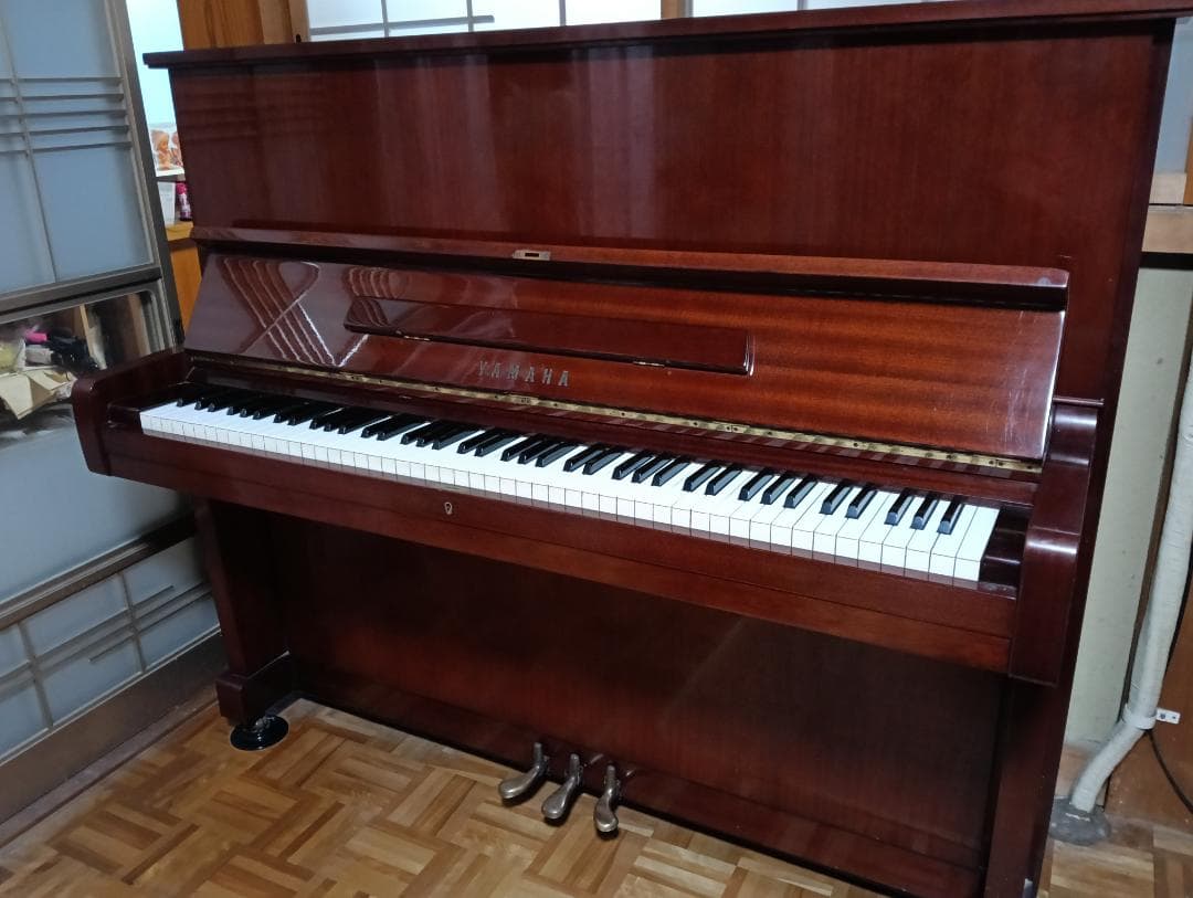 ラ*ク様 【解体につき3日以内】YAMAHA U2C ワインレッド アップライト