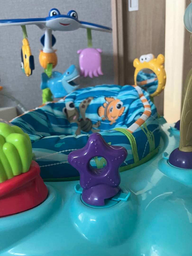 ディズニーベビー・ファインディング・ニモ ジャンパー　ジャンパルー