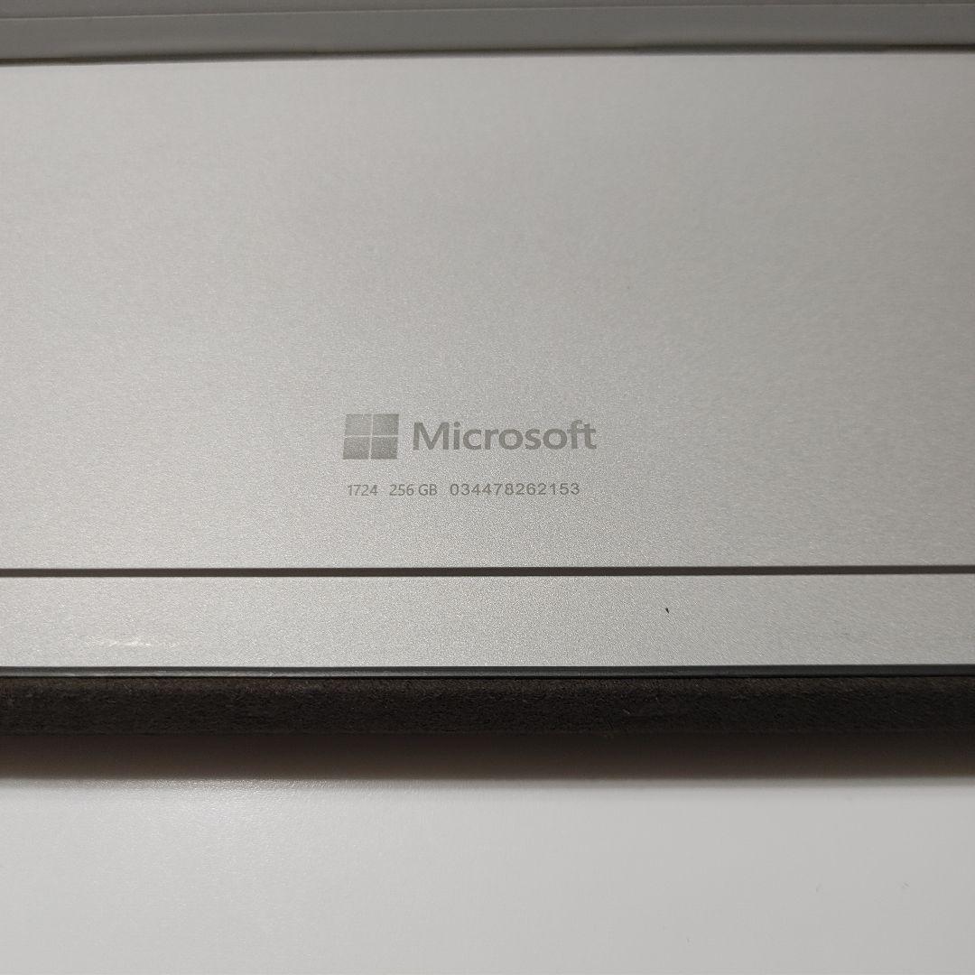 ​Surface Pro 4 / Core i5 / 8GB / 256GB
