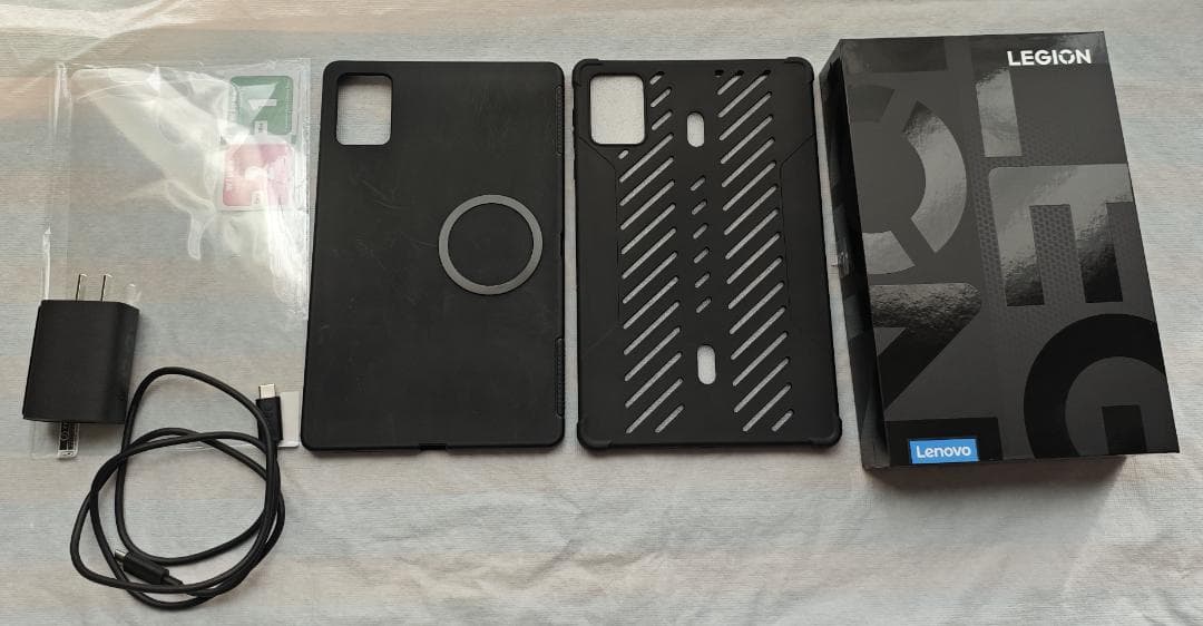 Lenovo Legion Y700 2023 8.8インチ