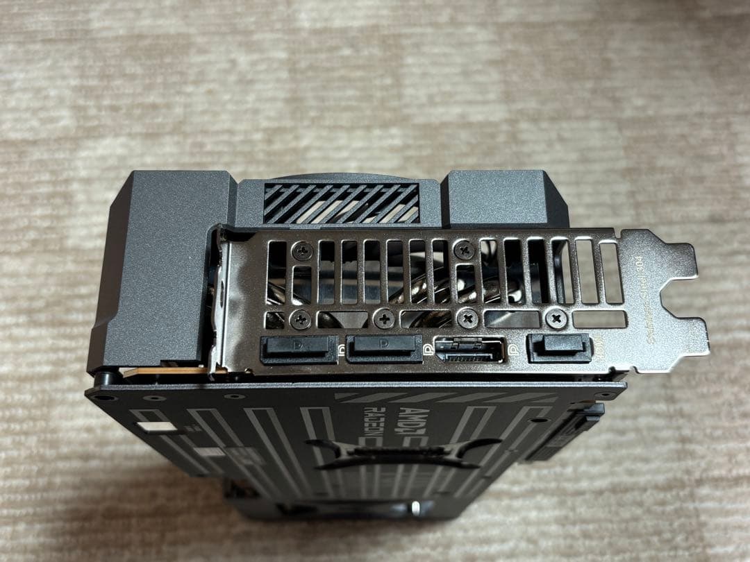 値下げASUS TUFGAMING Radeon RX 9070 OC 16GB