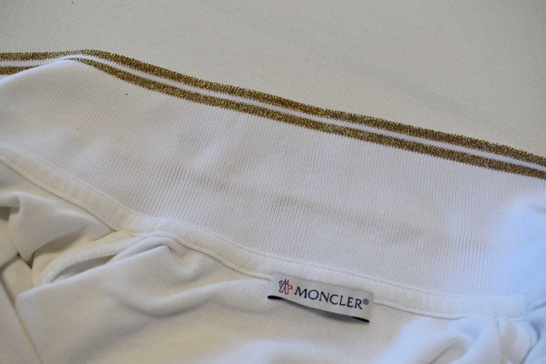 MONCLER ホワイト ポロシャツ レディース　XS
