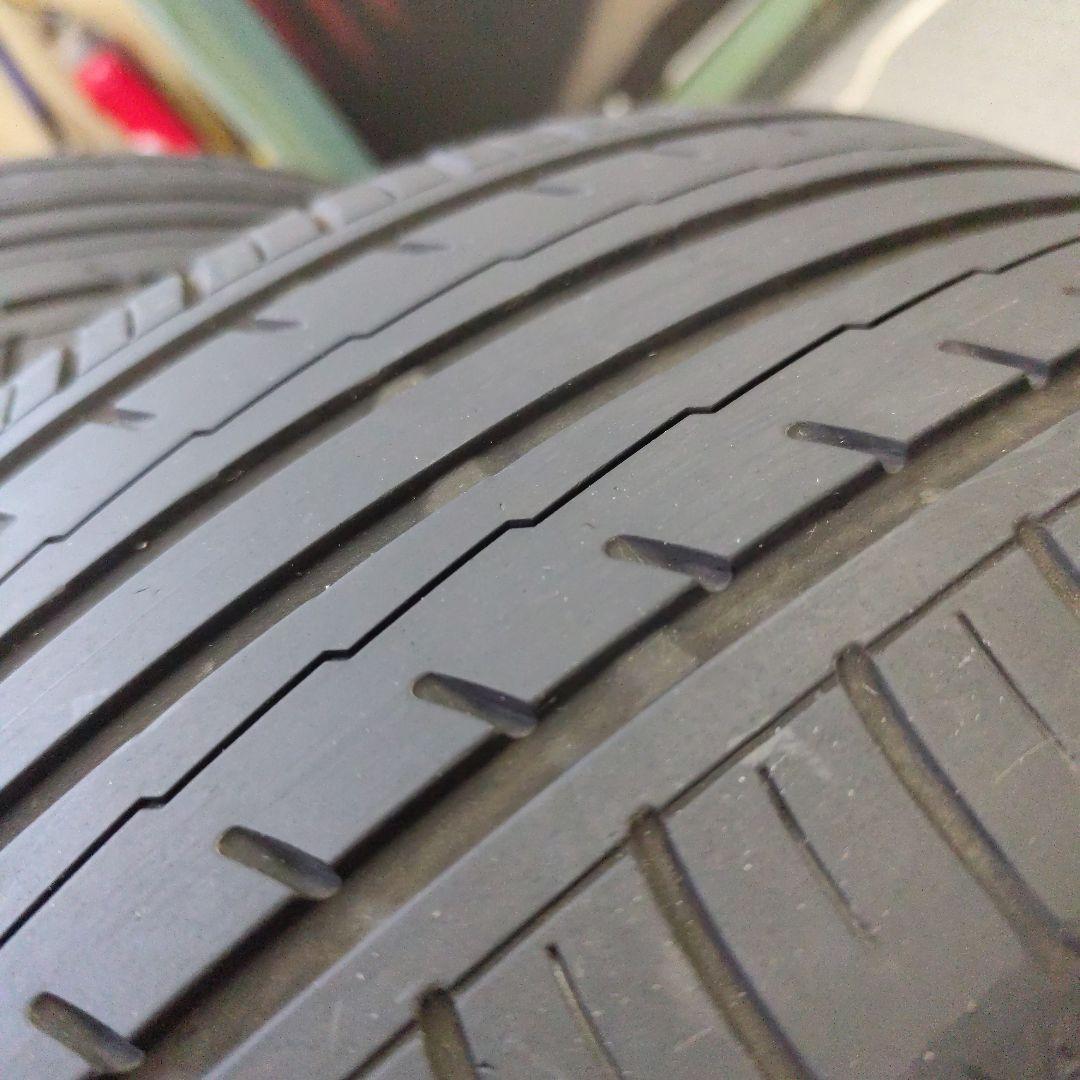 ①YOKOHAMA BluEarth Es ES32 225/45R18 2本