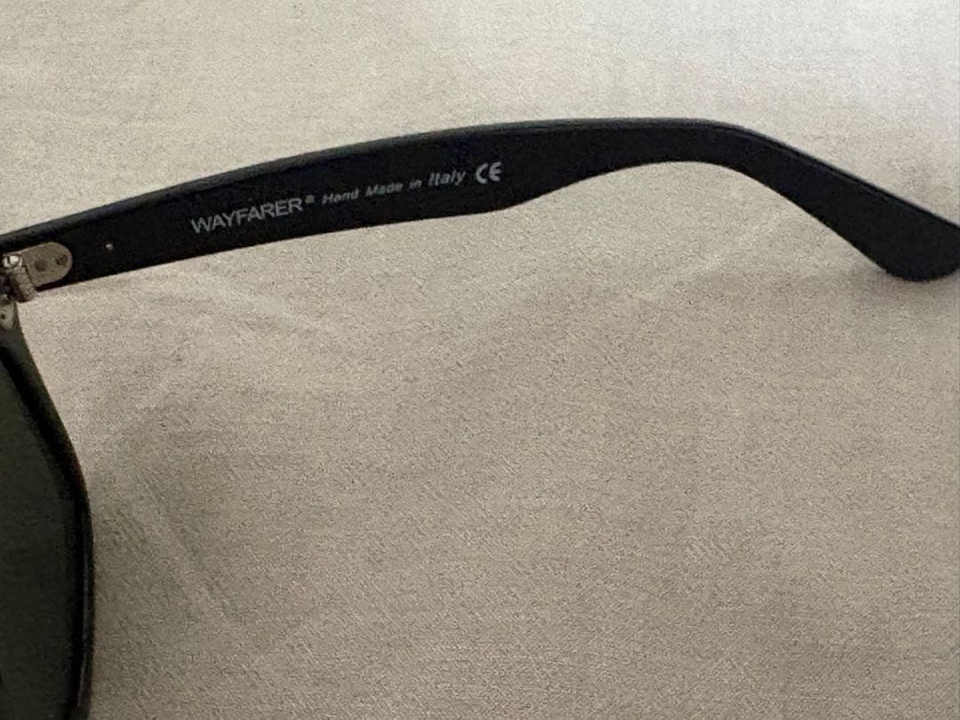 Ray-Ban Wayfarer ブラック サングラス