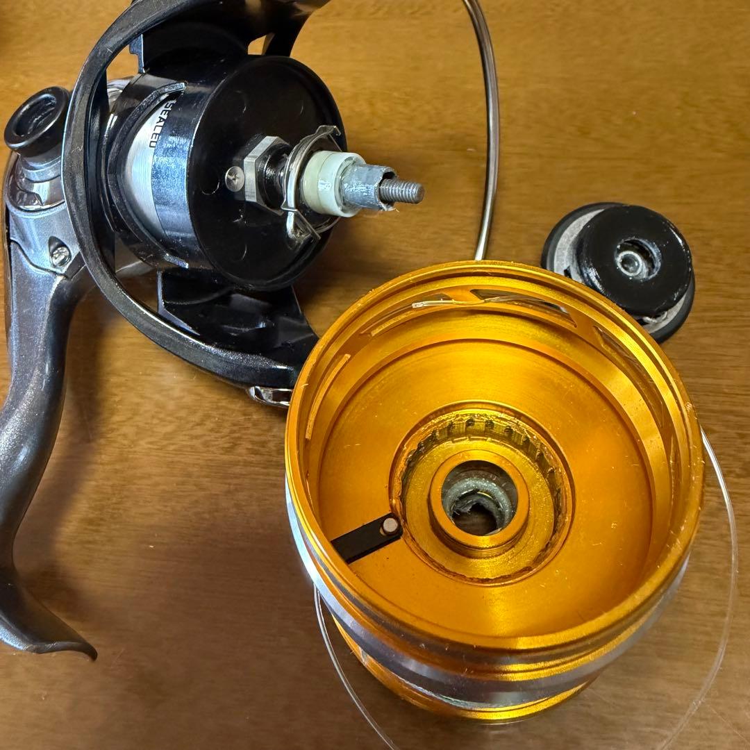 DAIWA EXCELER 4000H スピニングリール ショアジギ 青物