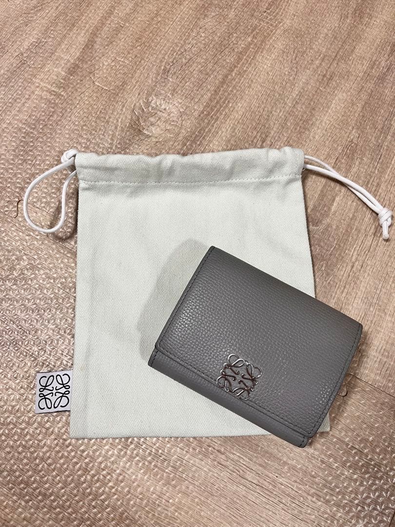 LOEWE 財布