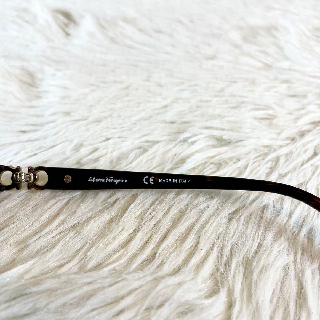 美品　Salvatore Ferragamo　ガンチーニ　SF804SA