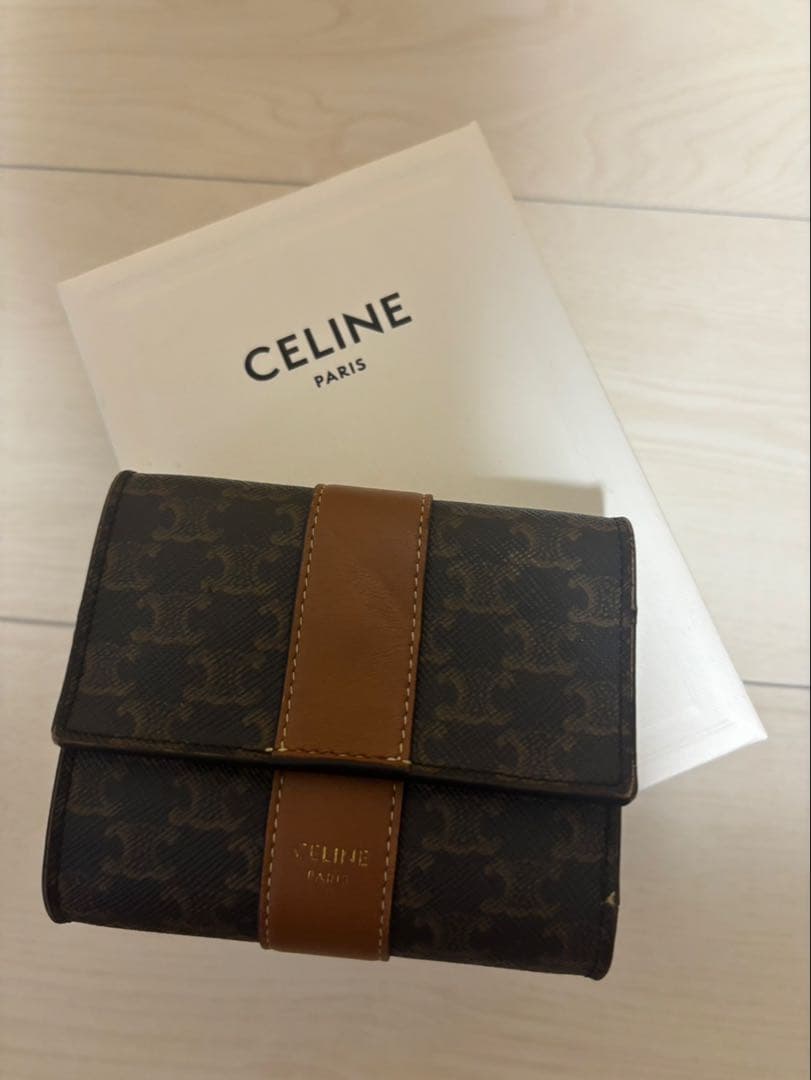 セリーヌ　CELINE 三つ折り財布　美品