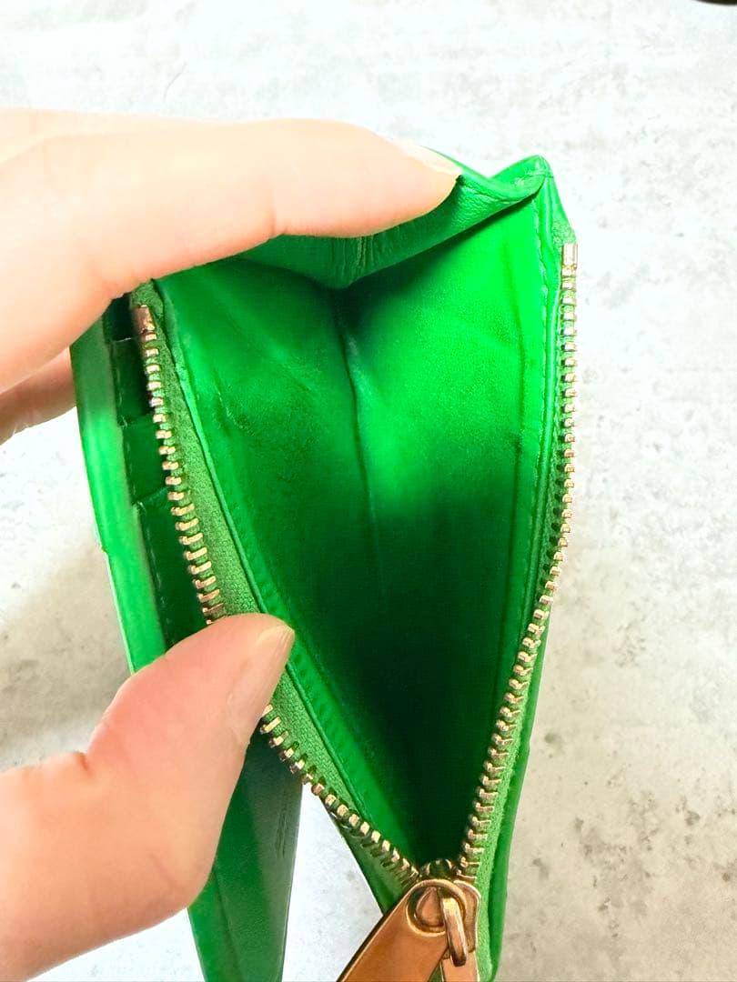 BOTTEGA VENETA 二つ折り財布 グリーン