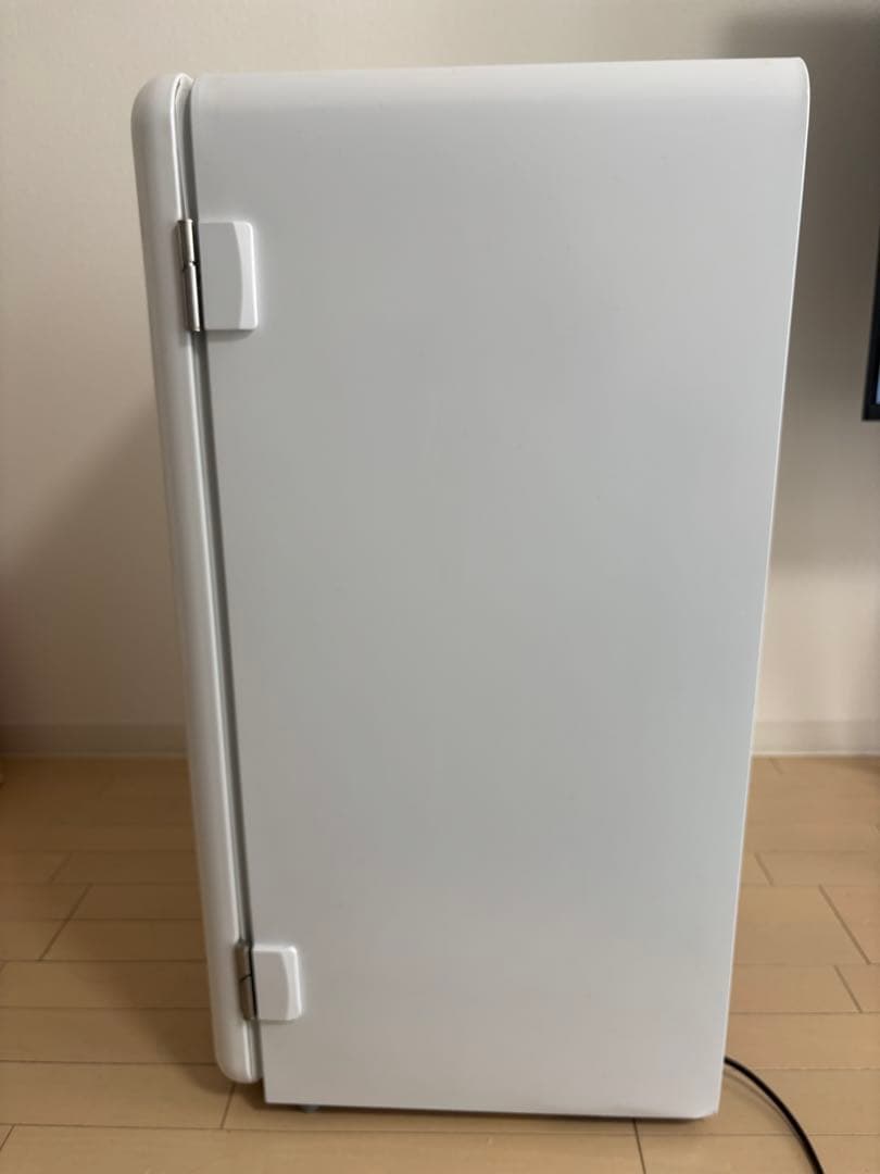 美品　レトロ風　comfee 冷蔵庫 RCD93WHS(E) 93L