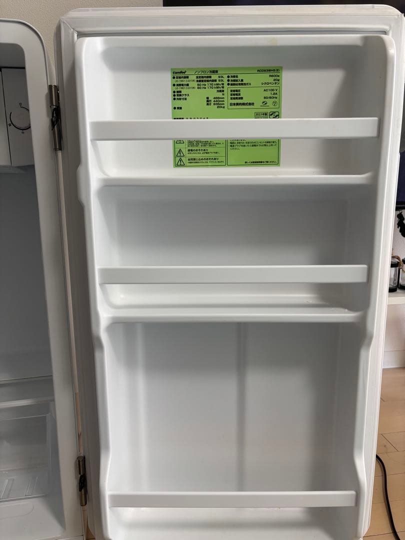 美品　レトロ風　comfee 冷蔵庫 RCD93WHS(E) 93L
