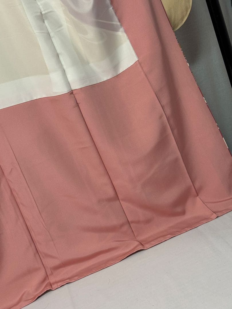 [極美品] 振袖　正絹　練色　ピンク　桜　成人式　卒業式　結婚式　大きめ　高身長
