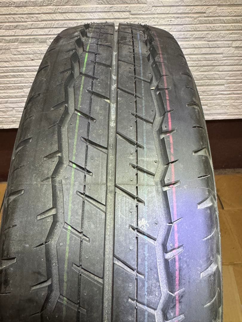 DUNLOP SP 175 N 175/80R15 ４本 新車外し ハイエース