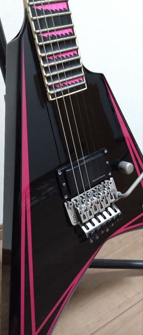 EDWARDS PINK SAWTOOTH Alexi Laiho アレキシV