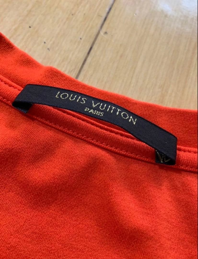 【美品】 LOUIS VUITTON LVチェストポケット 半袖Tシャツ