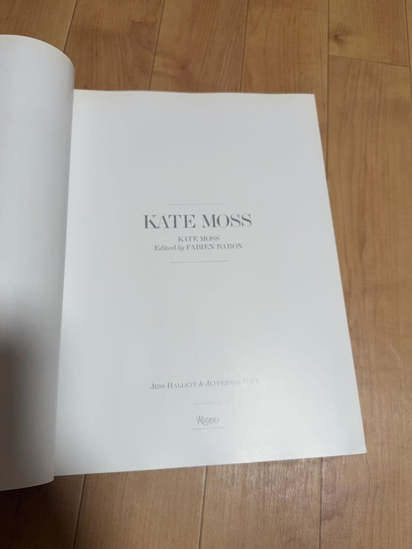 KATE MOSS アートブック