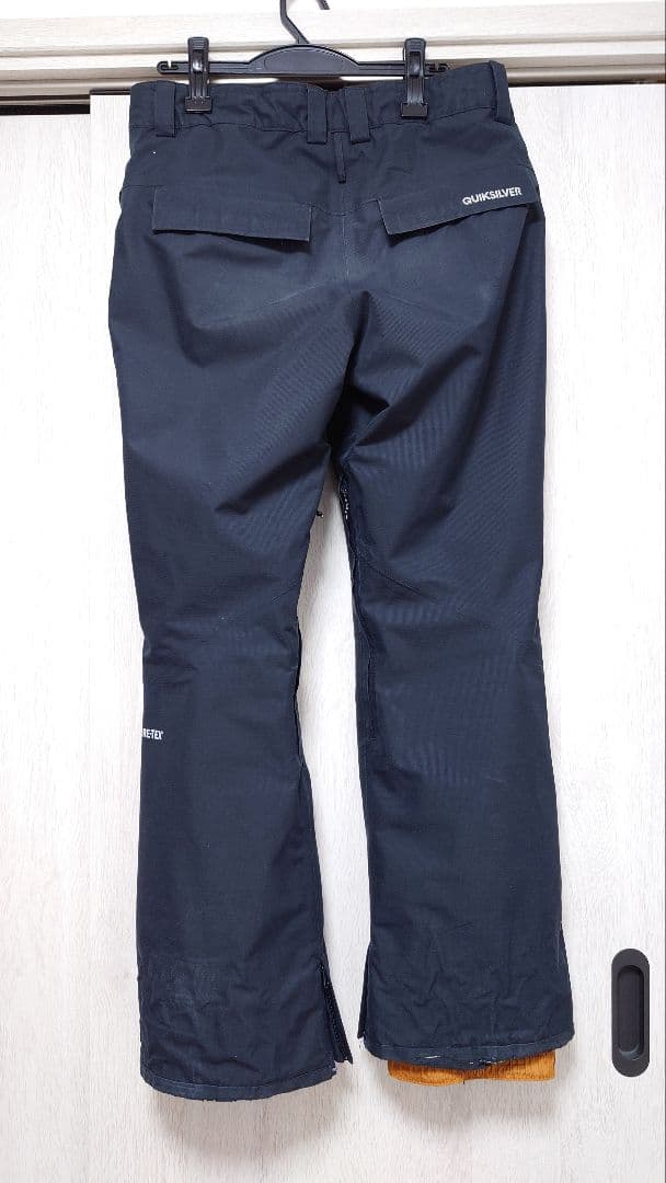 QUIKSILVER GORE-TEX スノーボードパンツ Mサイズ