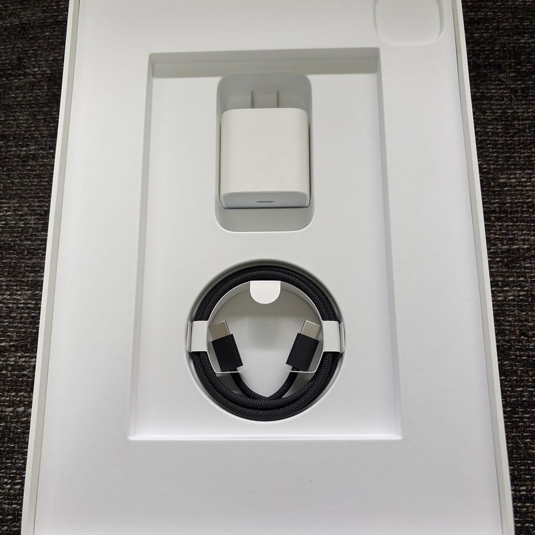 【美品】iPad Pro 11インチ M4 256GB Wi-Fiモデル