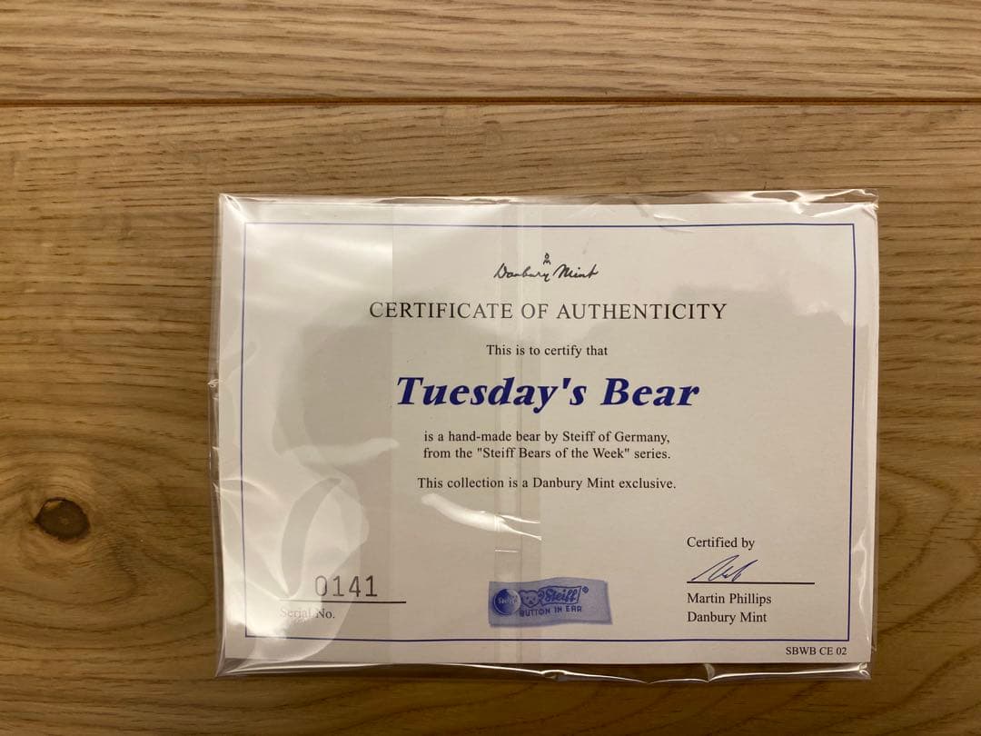Tuesday's Bear ドレス付きホワイトくまぬいぐるみ 女の子テディベア