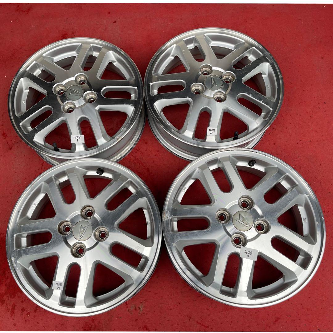 ダイハツ純正アルミホイール　15×4.5 PCD100+45　4本セツト。